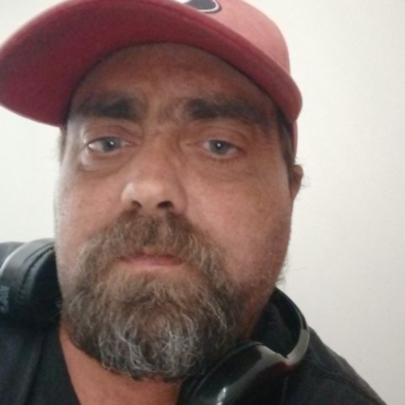 Profile Picture of Steve Moore (@steveo304) on Poshmark