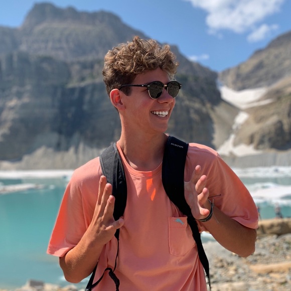 Profile Picture of Michael Kukuk (@michaelbkukuk) on Poshmark