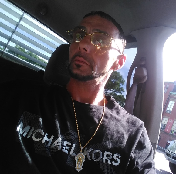 Profile Picture of Ralph Perry (@cortez1648) on Poshmark