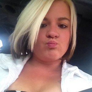 Profile Picture of Lacrystal Tidwell (@lacrystallovesdusty) on Myspace