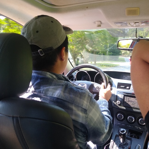 Profile Picture of Michael Rosales (@hitlertosoft) on Poshmark