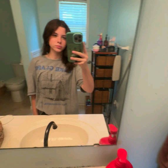 Profile Picture of KILEY ARMSTRONG (@@kileyarmstrong) on Tiktok