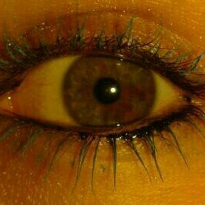 Profile Picture of Elizabeth Carrillo (@Elycpadron) on Twitter