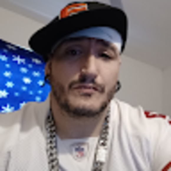 Dee Payne - Poshmark Profile Picture of Dee Payne (@sleepynhollo) on Poshmark