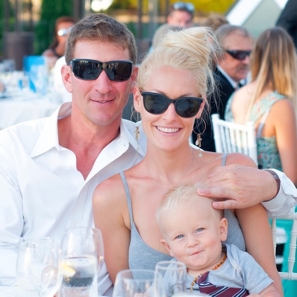 Profile Picture of Tabbatha Liniak (@tabbatha823) on Poshmark