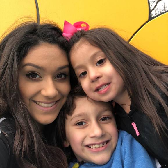 Profile Picture of Whitney Sanchez (@whitnayyrae) on Poshmark