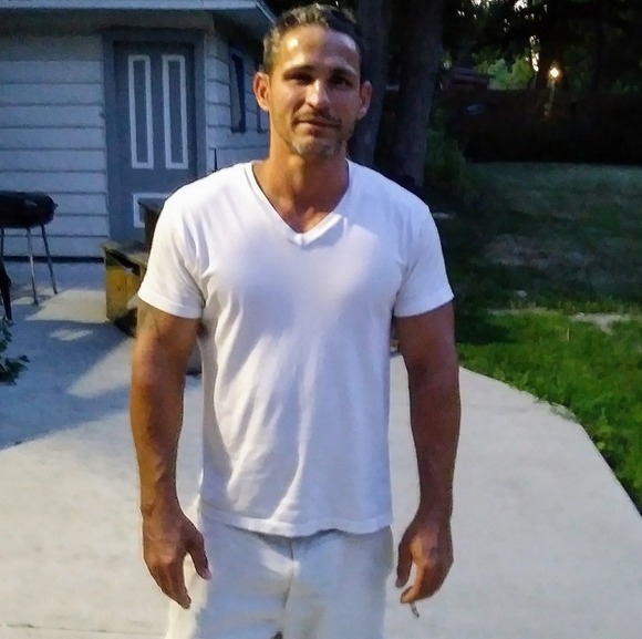Profile Picture of Michael Violette (@mikeviolette) on Poshmark