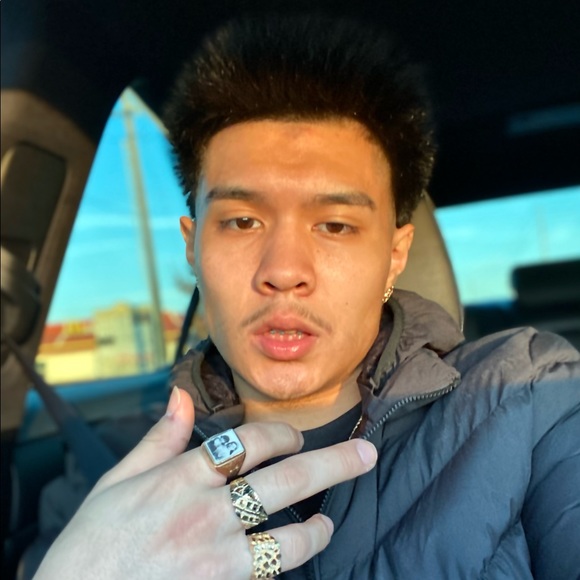 Profile Picture of Mark Cordova (@lulztruey) on Poshmark