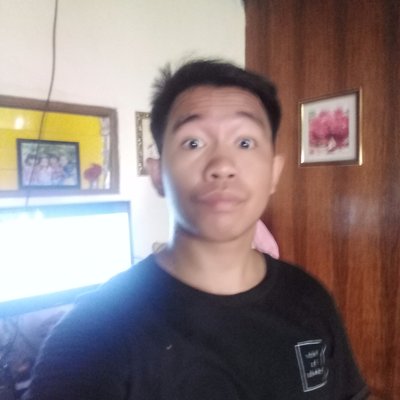 Profile Picture of Henschel (@Hensche04022758) on Twitter