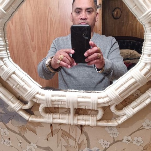 Profile Picture of Joe Pina (@joep5793) on Poshmark