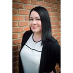 Profile Picture of Emily Douglass (@emily_vancouver_real_estate) on Instagram