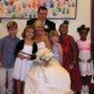 Profile Picture of Tracy Taylor Calhoun (@TeacherCalhoun) on Twitter