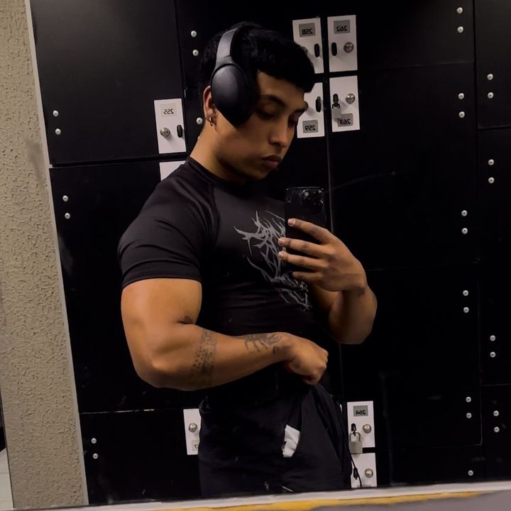 Profile Picture of David Peña (@@davidtroublee_) on Tiktok