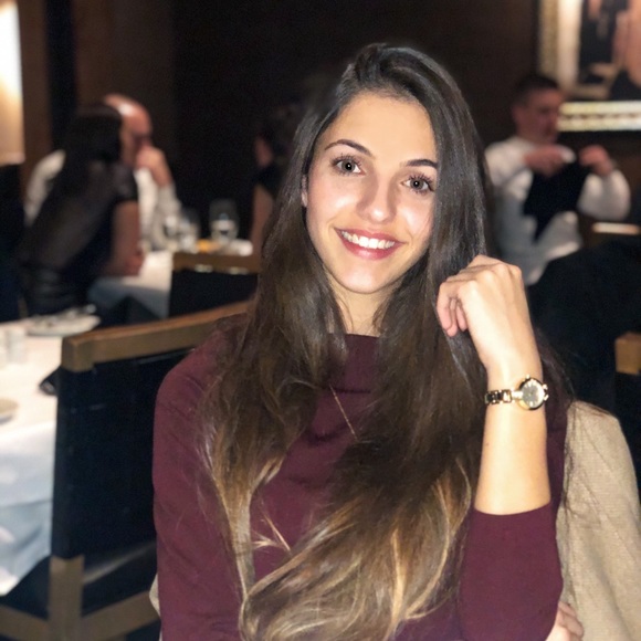 Profile Picture of Moria Bogorad (@moriabogorad) on Poshmark