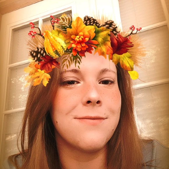 Profile Picture of Britney Robles (@boombrit07) on Poshmark