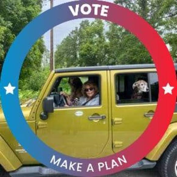 Profile Picture of Linda Bryce (@davenlin) on Poshmark