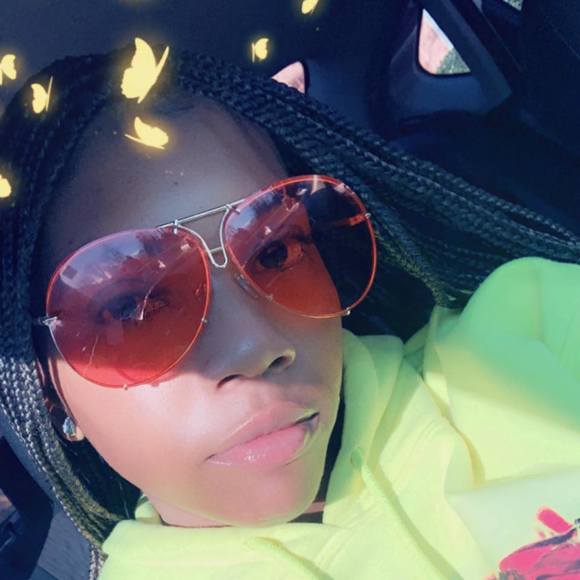 Profile Picture of Monique Patterson (@niquee420) on Poshmark