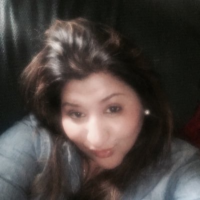 Profile Picture of Tina Campos (@TinaCam03118645) on Twitter