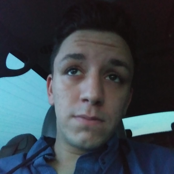 Profile Picture of Nicholas Redmond (@travisdempsey) on Poshmark