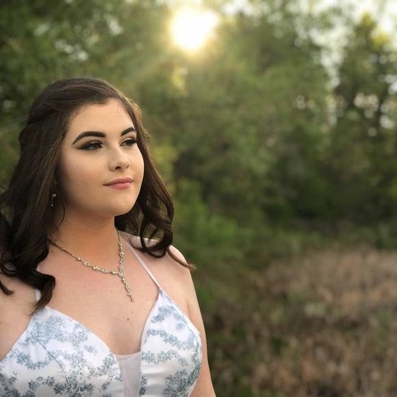 Profile Picture of Wendy Opperman (@wopperman1) on Poshmark