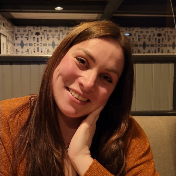 Profile Picture of Natasha Orbeck (@starstruckn1) on Poshmark