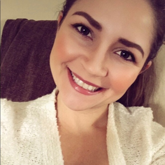 Profile Picture of Brittany Witbeck (@bwitbeck) on Poshmark