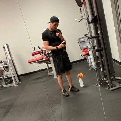 Profile Picture of Michael Li (@MystlcMike) on Twitter