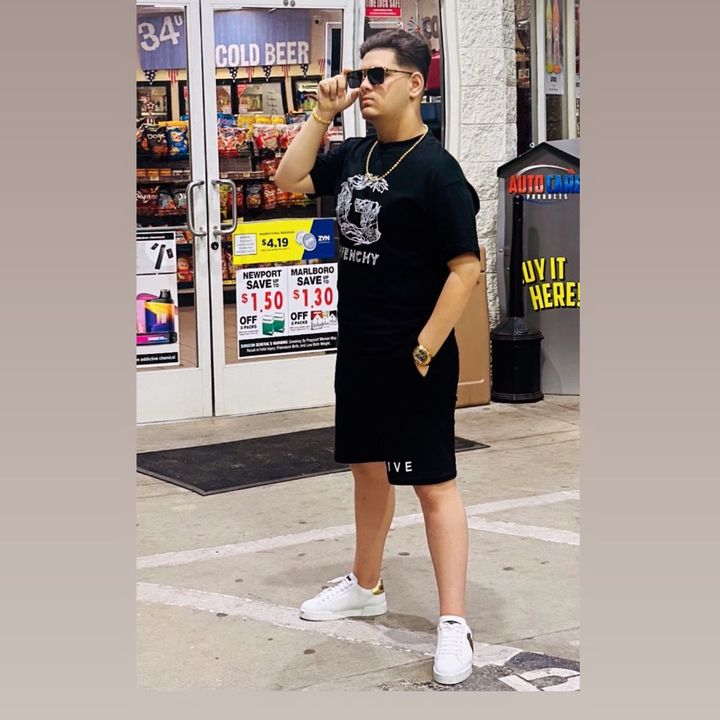 Profile Picture of andrew_andrew (@andrew_andrew63) on Tiktok