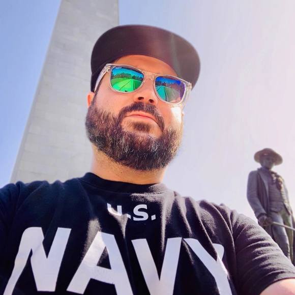 Profile Picture of Andrew Hodges (@themoe1000) on Poshmark
