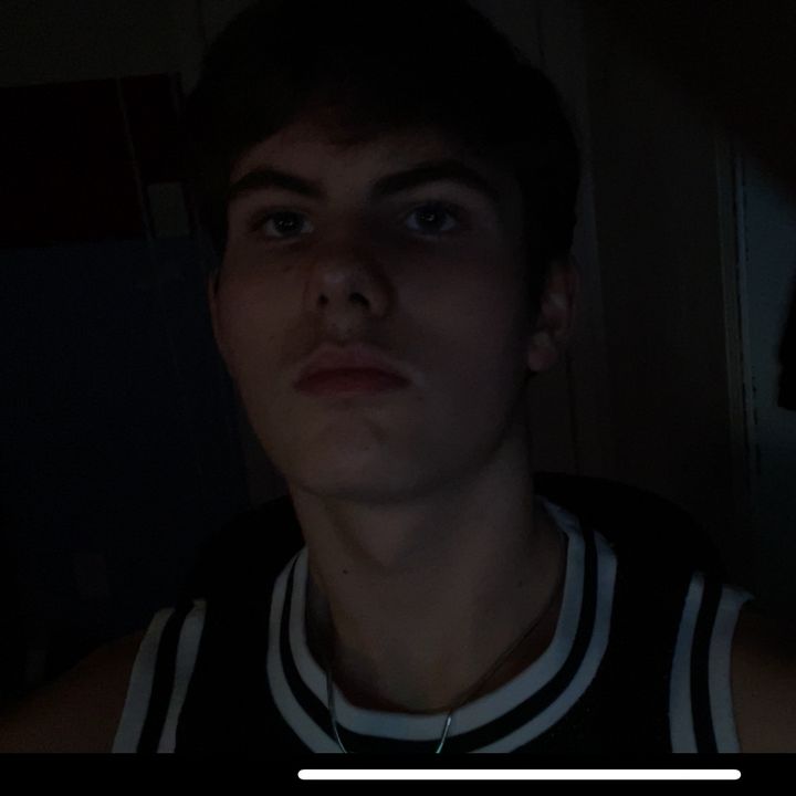 Profile Picture of Josh (@joshthesuperchillguy) on Tiktok