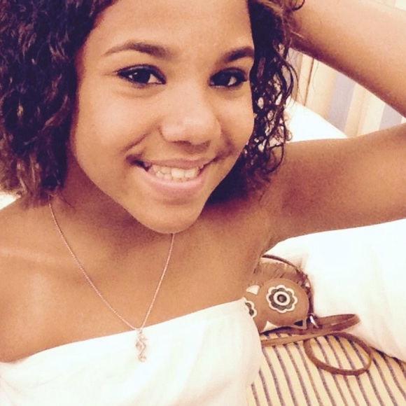 Profile Picture of Jazmine Desanto (@jazmine_kwaii) on Poshmark