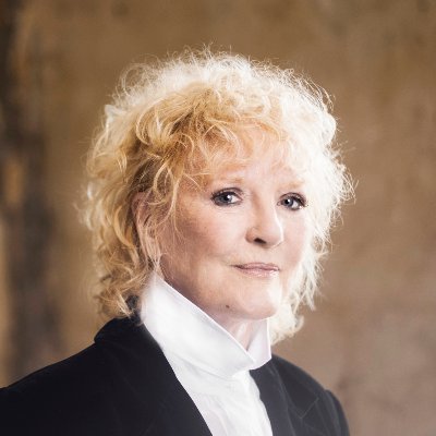 Profile Picture of Petula Clark (@PetulaClarkHQ) on Twitter