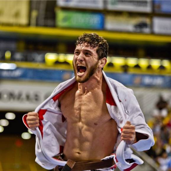 Profile Picture of Pedro Araújo (@pedroaraujobjj) on Poshmark