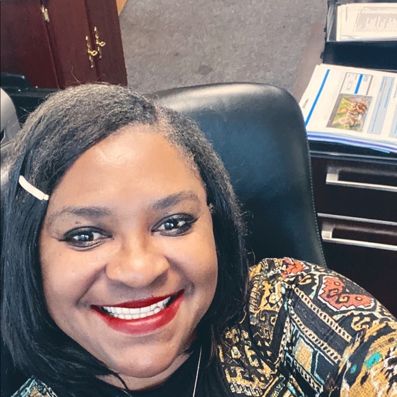 Profile Picture of Jerri Haynes (@jerriann54) on Poshmark