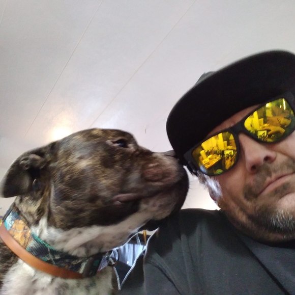 Profile Picture of T raw Chabino (@tchabino) on Poshmark