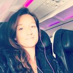 Profile Picture of Julia Williams (@popintravel) on Instagram