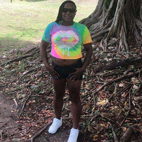 Sherlynn Liptrot - Poshmark Profile Picture of Sherlynn Liptrot (@sliptrot) on Poshmark