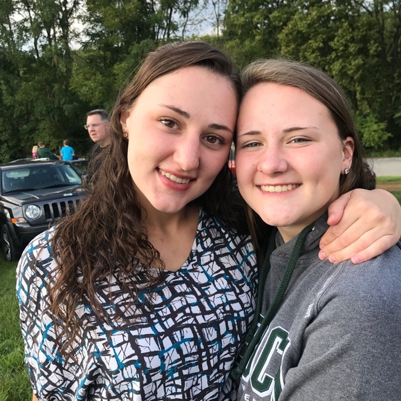 Profile Picture of Emilie Mcelhenie (@emiliemac) on Poshmark