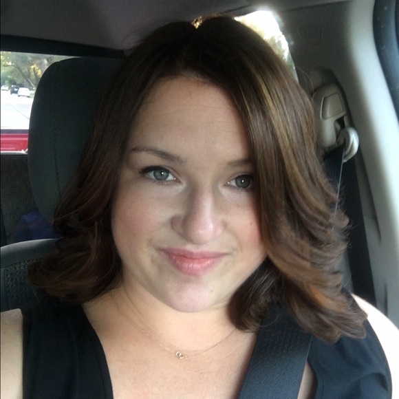 Profile Picture of Kasey Breidenthal (@kjbreidenthal) on Poshmark