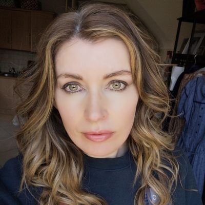 Profile Picture of Paula Duffy (@paulacduffy) on Twitter