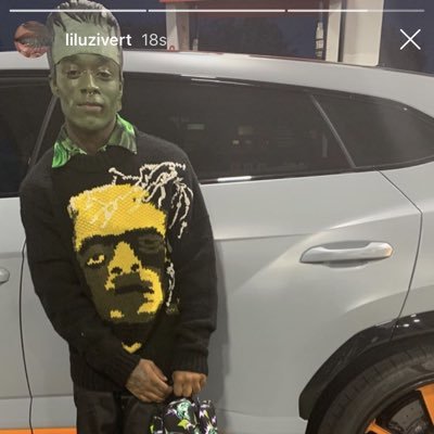 Profile Picture of Derek (@LushIceLover) on Twitter