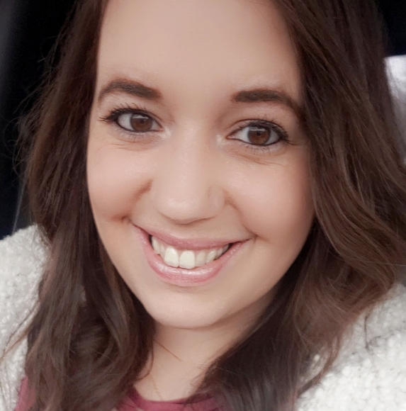 Profile Picture of Katelyn Pritchett (@katp421) on Poshmark