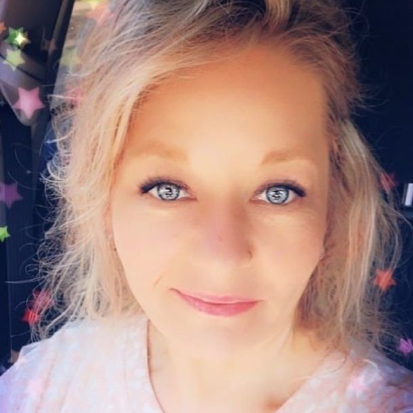 Profile Picture of Kimberly Crider (@crider2) on Poshmark