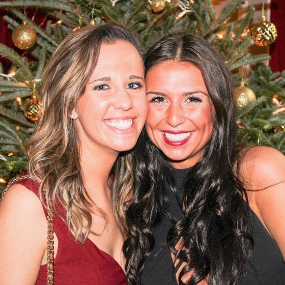 Profile Picture of Carly Tomko (@carrlyrobin) on Poshmark