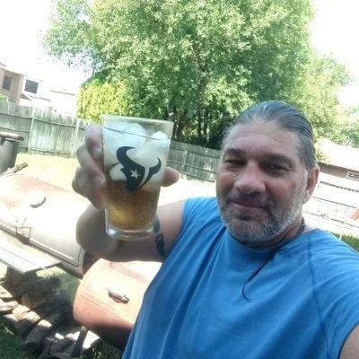 Profile Picture of Clint Price (@pamandclint48) on Twitter