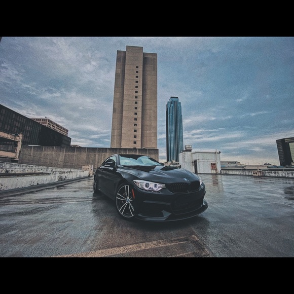 Profile Picture of Tu Lam (@tuny281096) on Poshmark