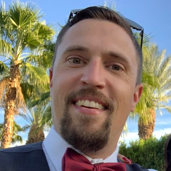 Profile Picture of Joshua Litwin (@joshoowa5) on Poshmark