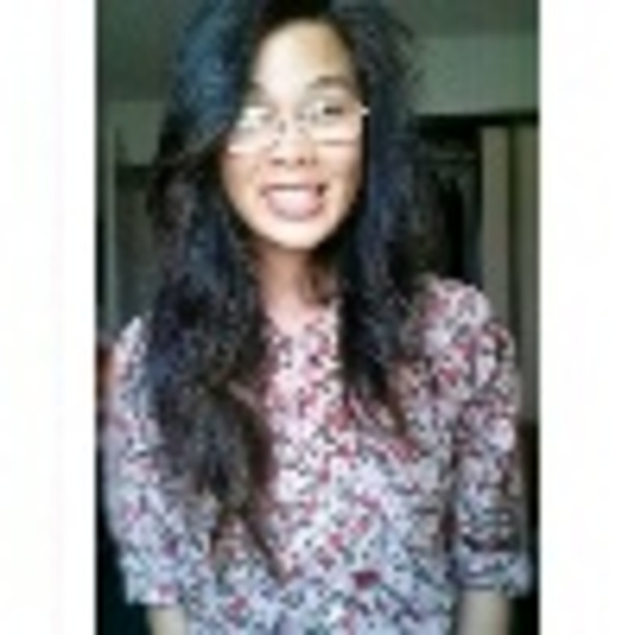 Profile Picture of Michelle Leung (@justtmichellee) on Poshmark