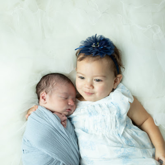 Profile Picture of Alviris Bracamonte (@alviris1999) on Poshmark