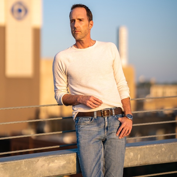 Profile Picture of Chuck Coons (@dgtlduck) on Poshmark